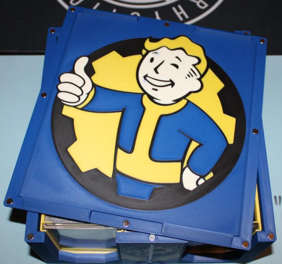Fallout MTG EDH Commander Deck Box, Vault Boy Card Case