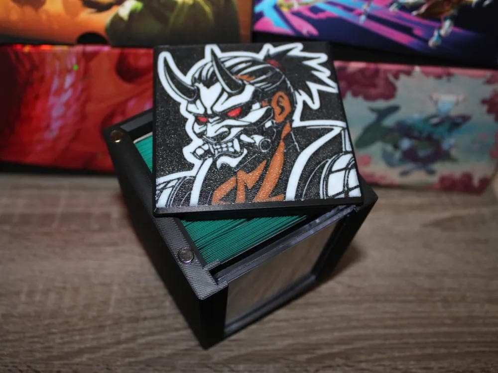 Satoru MTG Commander Deck Box, Magnetic Card Case