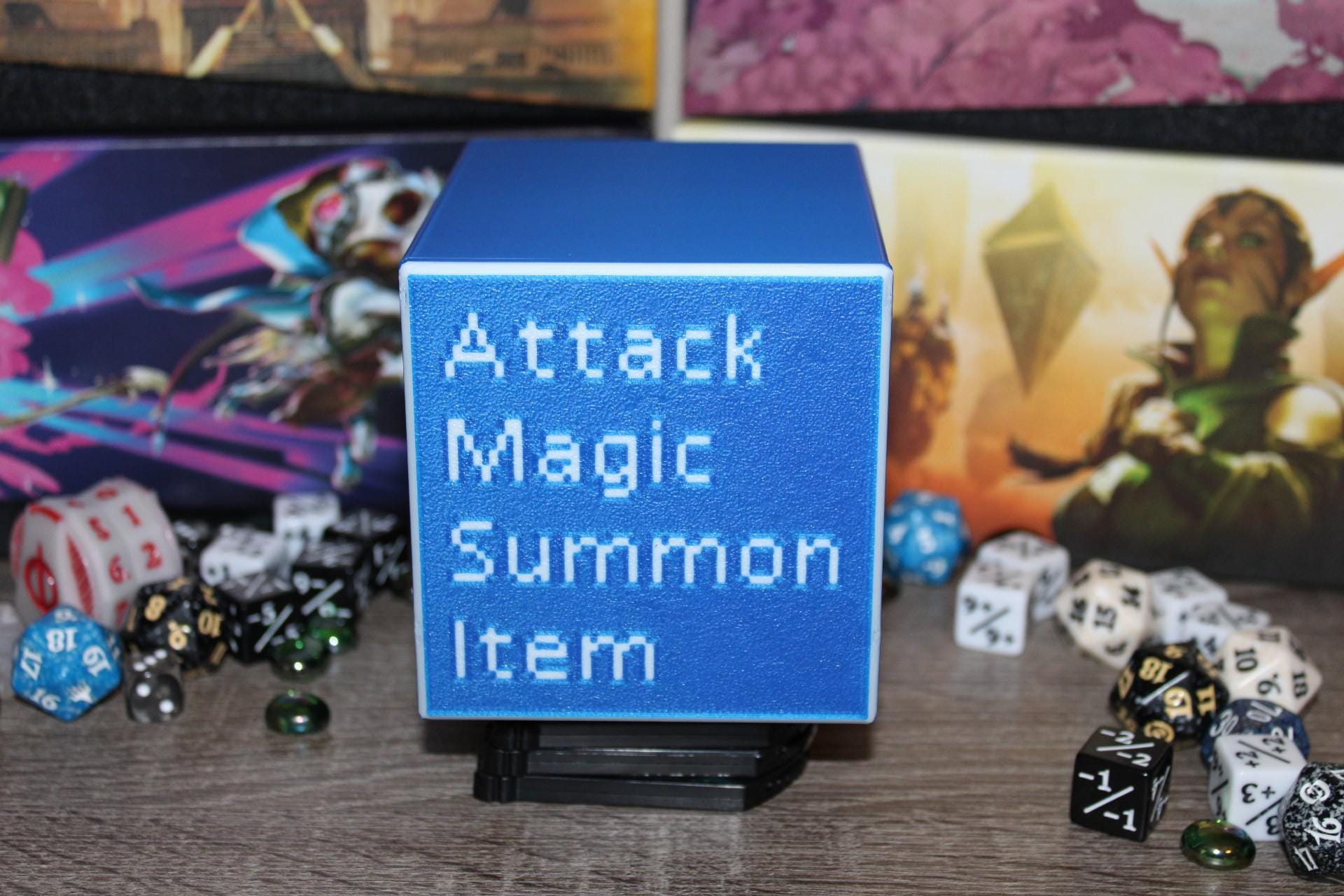 3D Printed MTG Commander Deck Box with Display