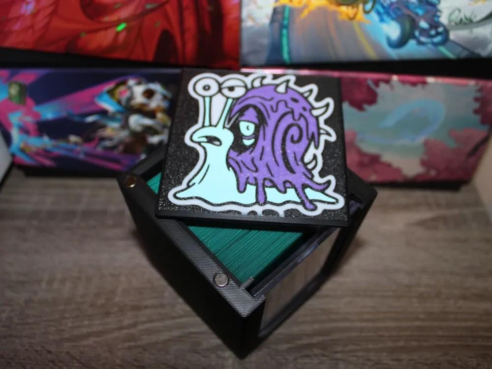 GaryToxrill MTG Commander Deck Box, Magnetic Card Case
