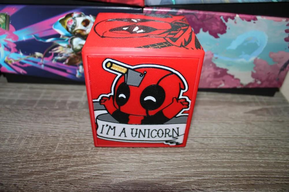 Deadpool MTG Commander Deck Box, Full Art Card Case