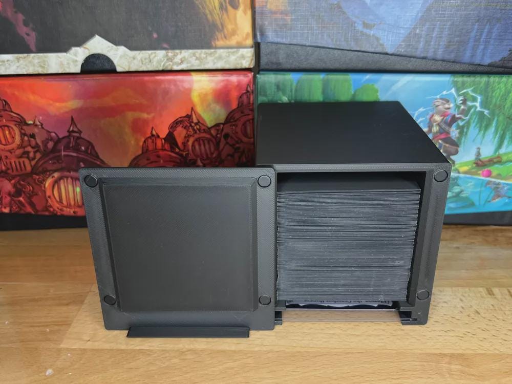 Celes Themed MTG Commander Deck Box – Final Fantasy Card Case