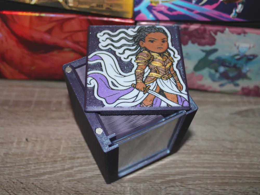 Anikthea MTG Commander Deck Box, Magnetic Card Case