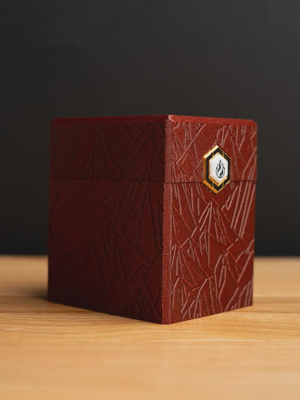 Mountainscape MTG Commander Deck Box: Magnetic Closure, 100 Double Sleeved Cards