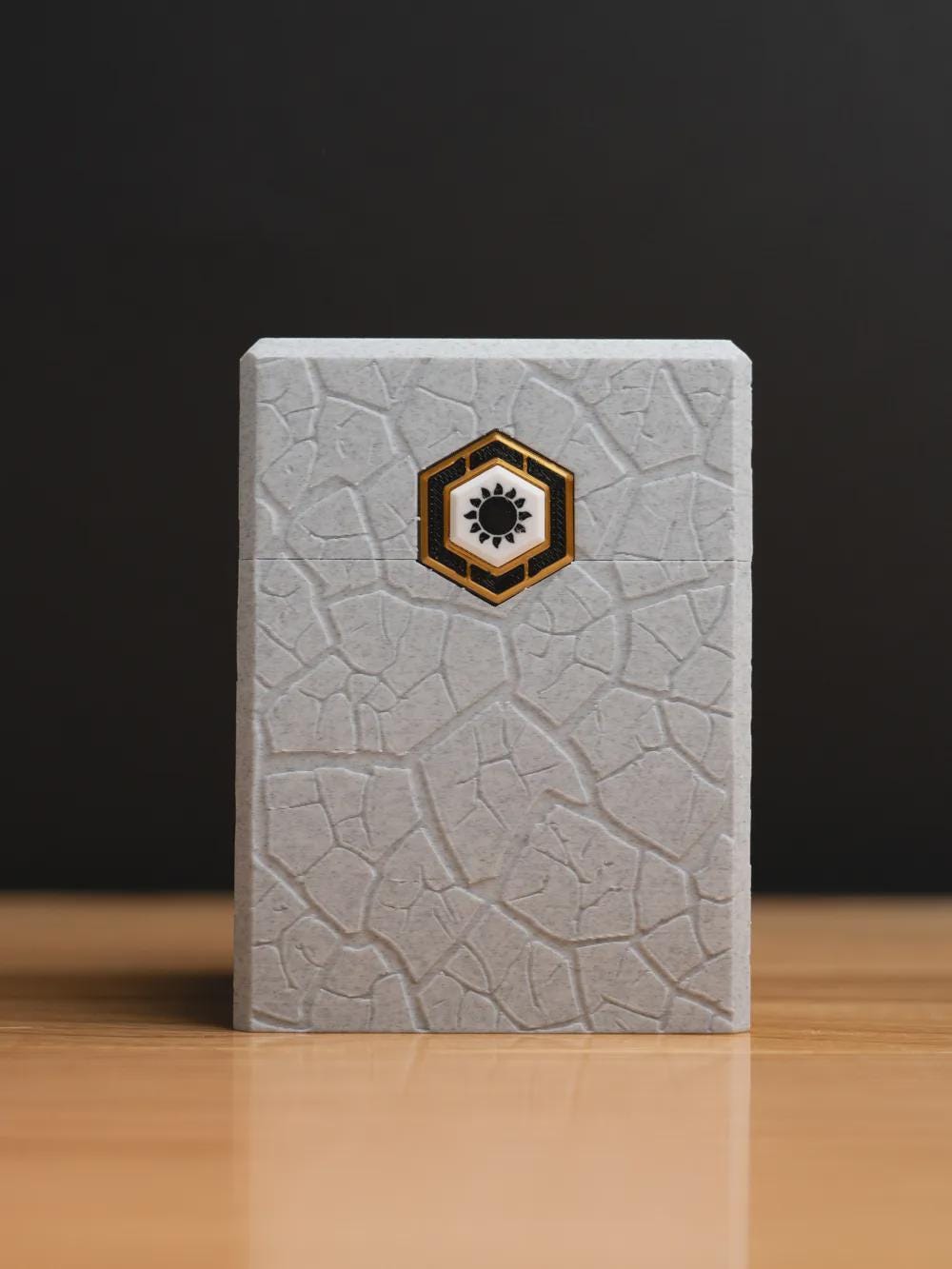 Plains MTG Commander Deck Box: Magnetic Closure, 100 Double Sleeved Cards