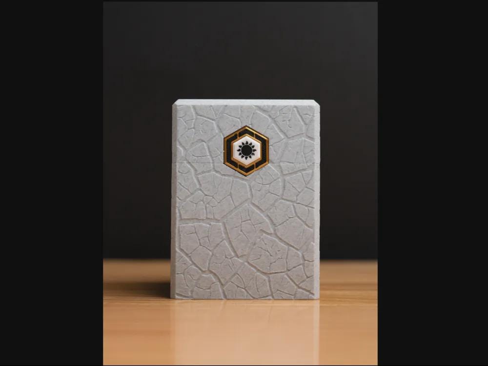 Plains MTG Commander Deck Box: Magnetic Closure, 100 Double Sleeved Cards