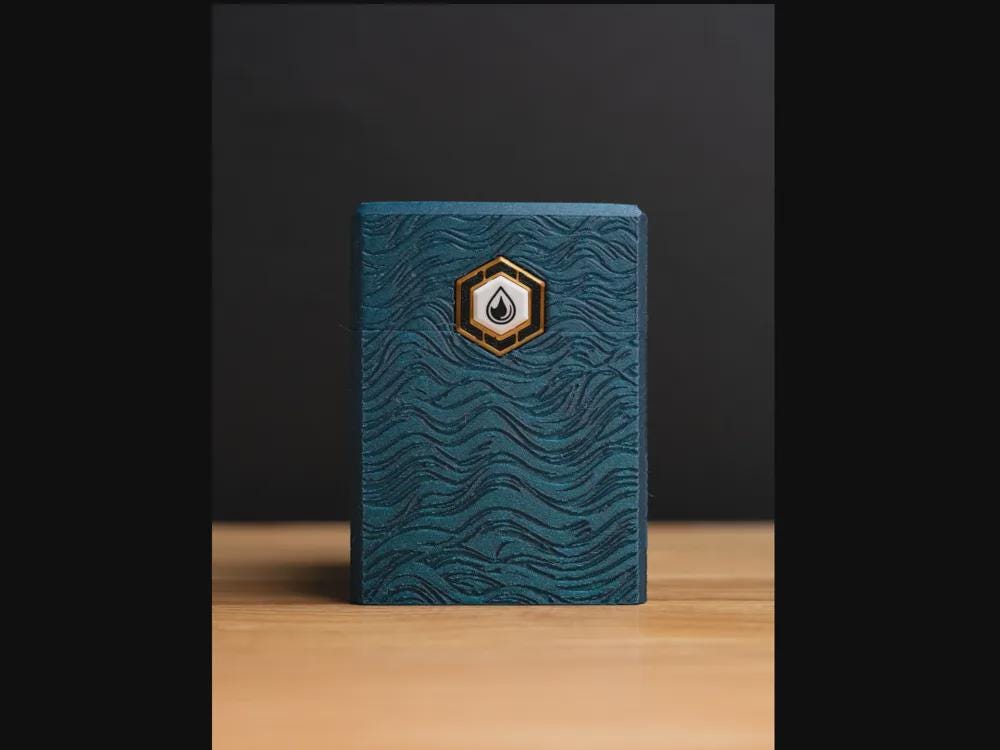 Island MTG Commander Deck Box: Magnetic Closure, 100 Double Sleeved Cards