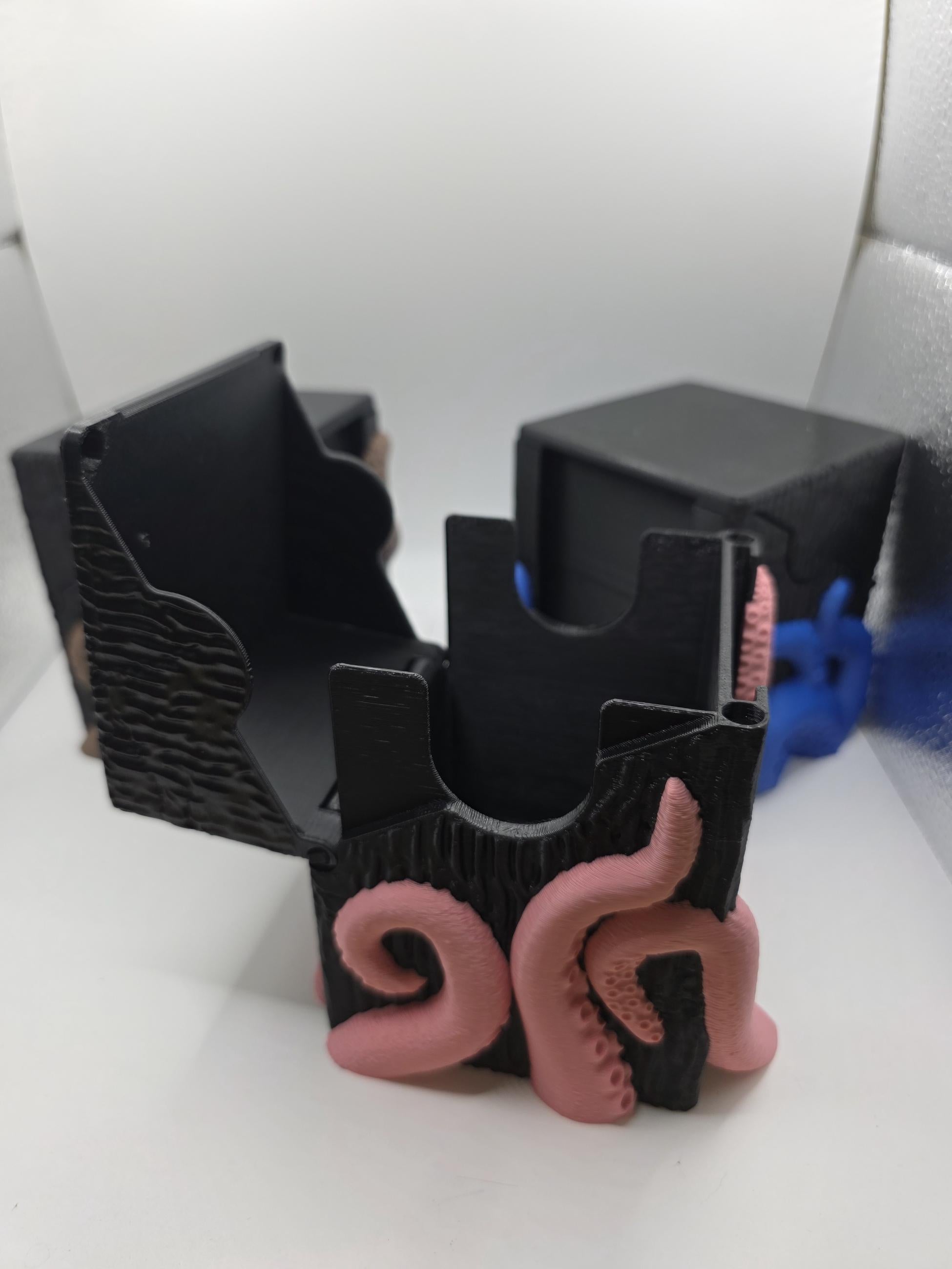 Kraken MTG Commander Card Box, Themed Deck Case