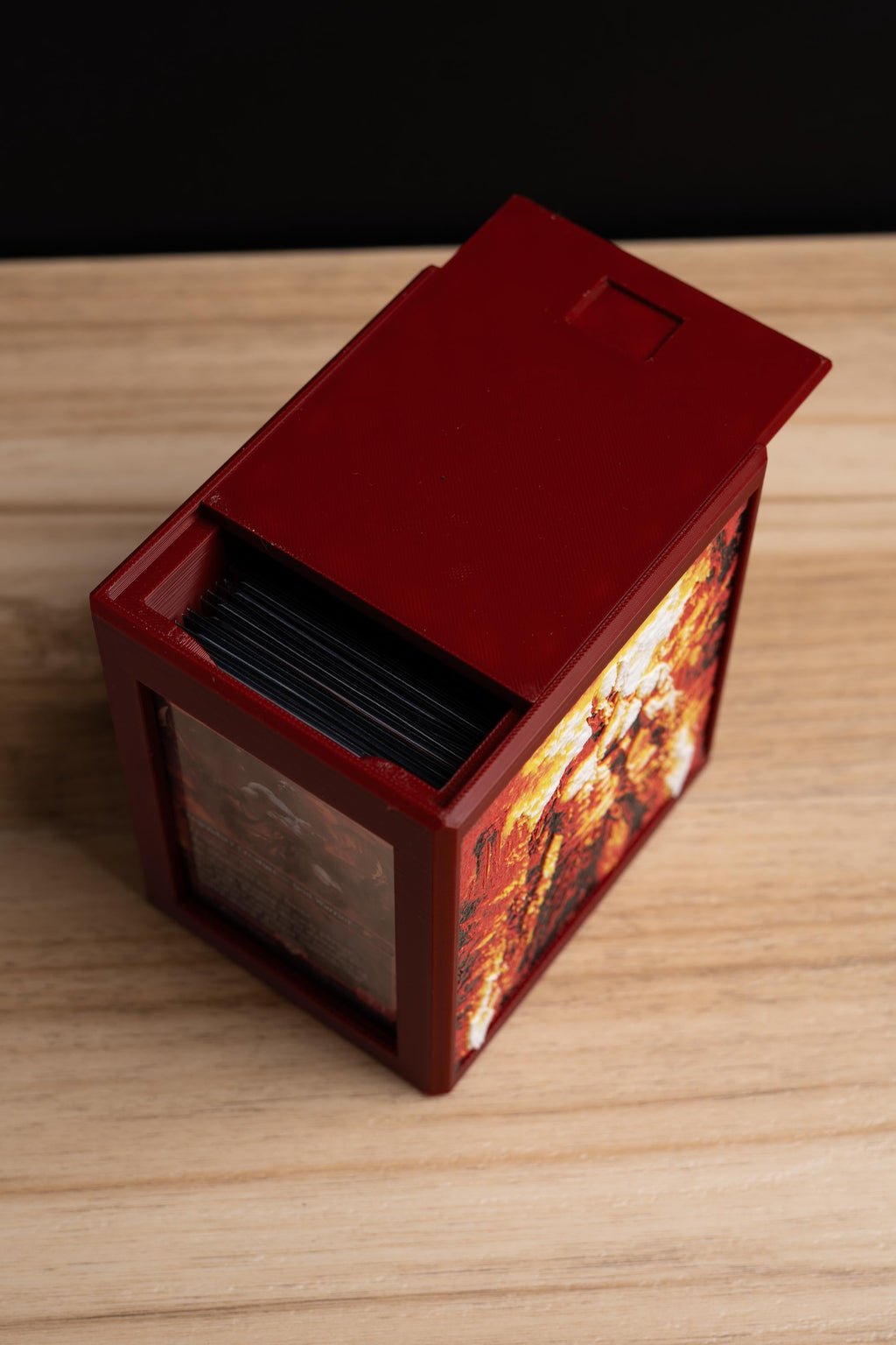 Kratos Deck Box - MTG 135 Sleeved Cards